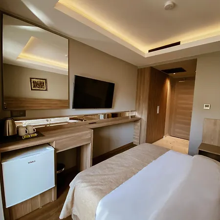 Viola Hotel Budva